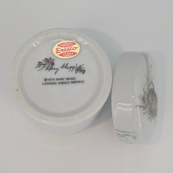 Duckling Nest Porcelain Trinket Jewelry Stash Box Lidded 1970s Mary Mugg Enesco - Picture 8 of 10